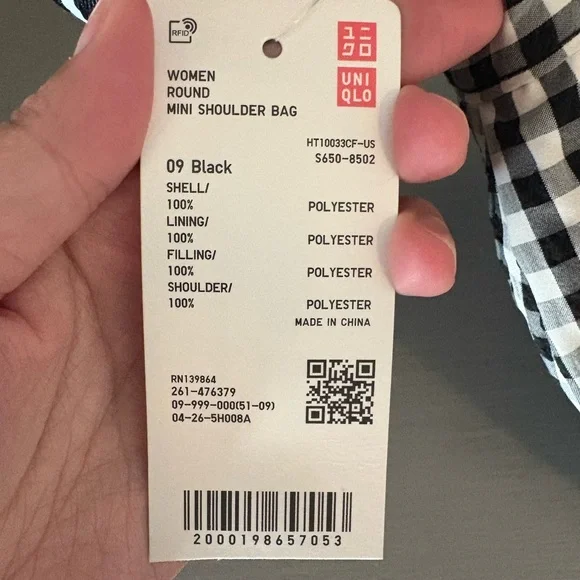 Cute gingham Uniqlo half moon shaped bag. Brand new - Picture 3 of 8